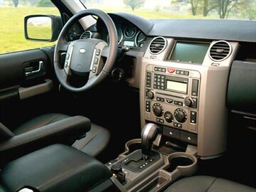 2005 Land Rover LR3 | Pricing, Ratings & Reviews | Kelley Blue Book 2005 Land Rover LR3 | Pricing, Ratings & Reviews | Kelley Blue Book