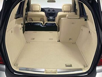 mercedes benz class 2006 suv interior cargo