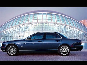 2008 Jaguar Xj Pricing Ratings Reviews Kelley Blue Book 2008 Jaguar Xj Exterior