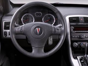 2008 Pontiac Tor Pricing Ratings Reviews Kelley Blue Book 2008 Pontiac Tor Exterior Interior