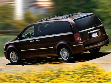 2010 Chrysler Town Country Pricing Ratings Reviews Kelley 2010 Chrysler Town Country Exterior