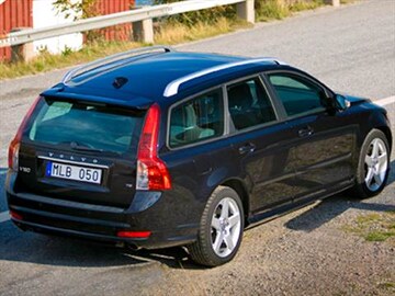 Volvo v50 2010