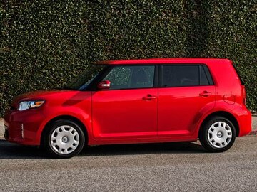 2013 scion xb pricing