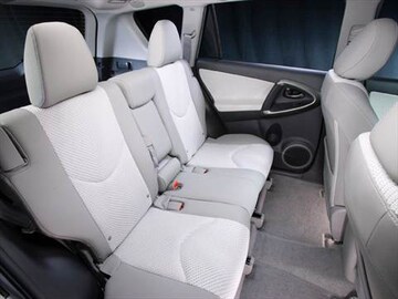 2017 Toyota Rav4 Pricing Ratings Reviews Kelley Blue Book 2017 Toyota Rav4 Interior