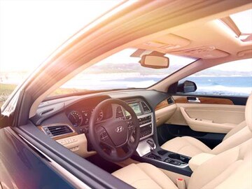2016 Hyundai Sonata Hybrid Pricing Ratings Reviews Kelley 2016 Hyundai Sonata Hybrid Interior