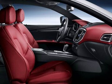 2016 Maserati Ghibli Pricing Ratings Reviews Kelley Blue Book 2016 Maserati Ghibli Interior