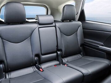 2016 Toyota Prius V Pricing Ratings Reviews Kelley Blue Book 2016 Toyota Prius V Interior