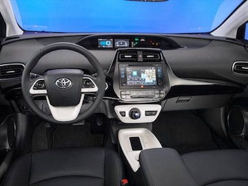 2016 Toyota Prius Pricing Ratings Reviews Kelley Blue Book 2016 Toyota Prius Interior