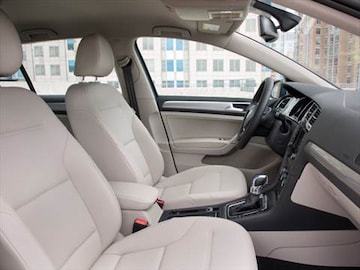 2016 Volkswagen E Golf Pricing Ratings Reviews Kelley Blue Book 2016 Volkswagen E Golf Interior