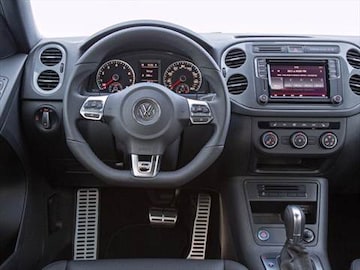 2016 Volkswagen Tiguan Pricing Ratings Reviews Kelley Blue Book 2016 Volkswagen Tiguan Interior