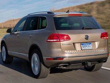 2016 Volkswagen Touareg Pricing Ratings Reviews Kelley Blue Book 2016 Volkswagen Touareg Interior Exterior