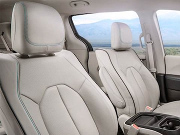 2017 Chrysler Pacifica Hybrid Pricing Ratings Reviews Kelley 2017 Chrysler Pacifica Hybrid Interior