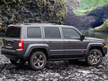 2017 Jeep Patriot Pricing Ratings Reviews Kelley Blue Book 2017 Jeep Patriot Exterior