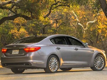 2017 Kia K900 Pricing Ratings Reviews Kelley Blue Book 2017 Kia K900 Exterior