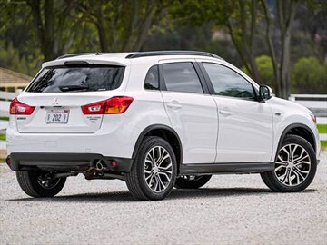 2017 Mitsubishi Outlander Sport Pricing Ratings Reviews 2017 Mitsubishi Outlander Sport Exterior