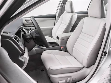 2017 Toyota Camry Pricing Ratings Reviews Kelley Blue Book 2017 Toyota Camry Interior
