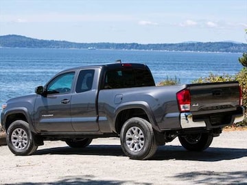 2017 Toyota Tacoma Access Cab Pricing Ratings Reviews Kelley 2017 Toyota Tacoma Access Cab Exterior