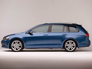 2017 Volkswagen Golf SportWagen | Pricing, Ratings ...