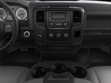 2018 Ram 1500 Quad Cab Pricing Ratings Reviews Kelley Blue Book 2018 Ram 1500 Quad Cab Interior