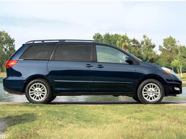 Used 2007 Toyota Sienna XLE Minivan 4D Pricing | Kelley Blue Book