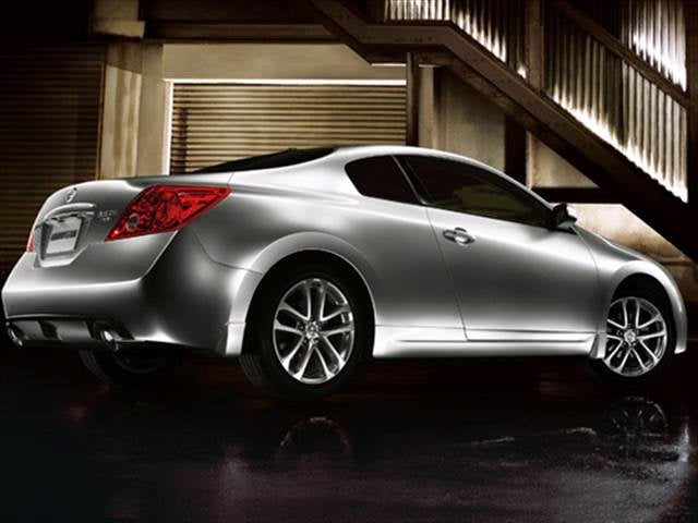 Used 2009 Nissan Altima 2 5 S Coupe 2d Pricing Kelley Blue Book