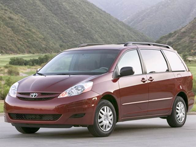 2010 Toyota Sienna Pricing Reviews Ratings Kelley Blue Book